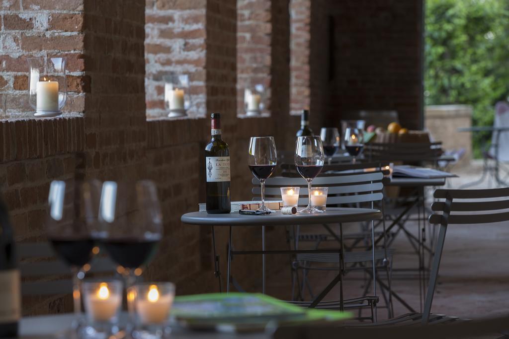 Marchesi Alfieri - Cantine E Ospitalita San Martino Alfieri 外观 照片
