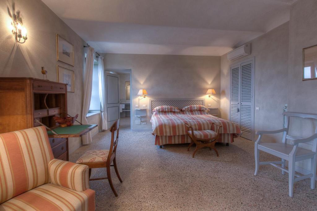 Marchesi Alfieri - Cantine E Ospitalita San Martino Alfieri 客房 照片