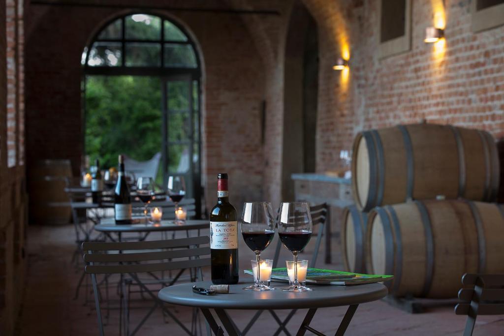Marchesi Alfieri - Cantine E Ospitalita San Martino Alfieri 外观 照片