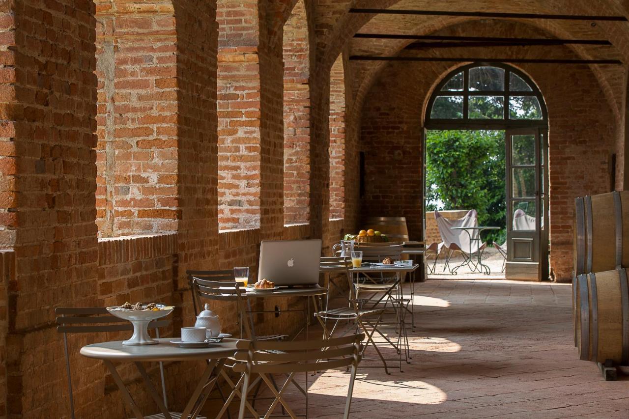 Marchesi Alfieri - Cantine E Ospitalita San Martino Alfieri 外观 照片